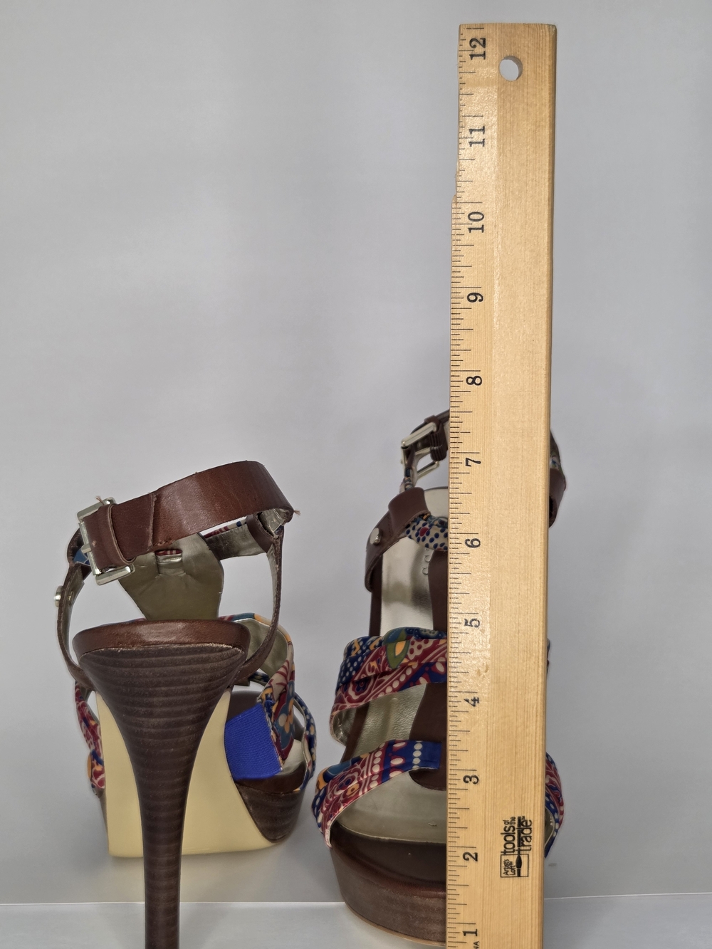 GUESS Kaedi Brown Leather Multi Floral Fabric Platform Sandals Heels - Picture 12 of 12